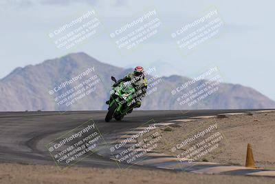 media/Nov-16-2025-Race Pace (Sun) [[8c5fa54630]]/Non Verified Riders (1st 20 Minutes)/6-Turn 12 (2pm)/